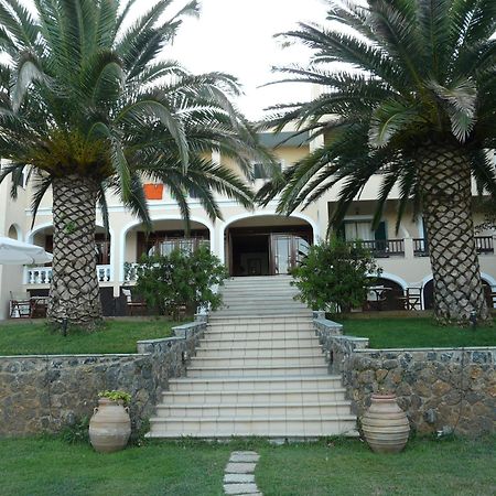 Fiori Hotel Gouvia Bagian luar foto