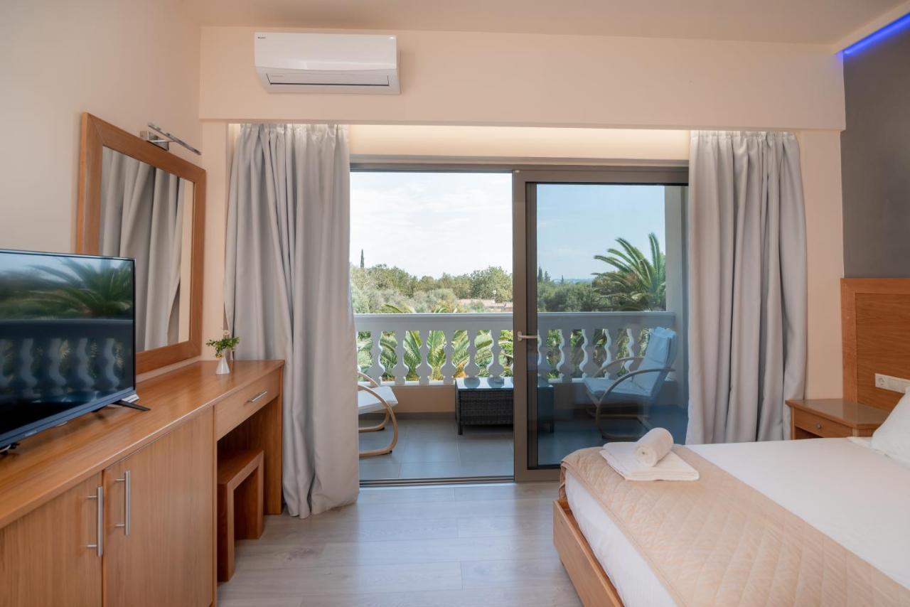 Fiori Hotel Gouvia Bagian luar foto