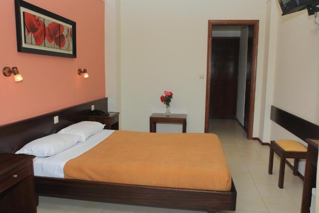 Fiori Hotel Gouvia Bagian luar foto