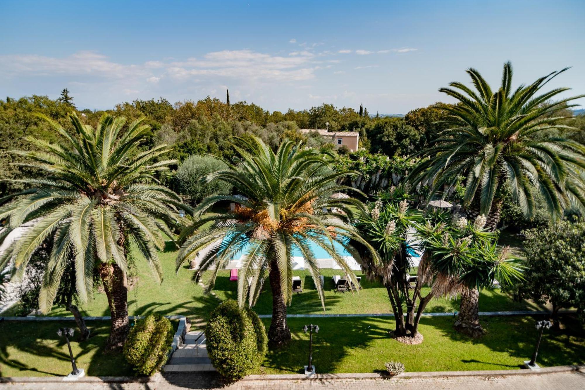 Fiori Hotel Gouvia Bagian luar foto