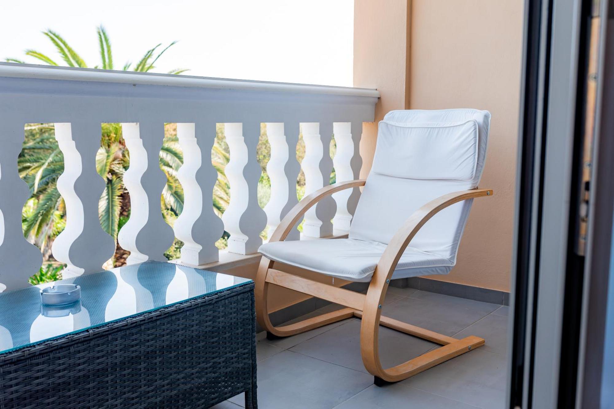 Fiori Hotel Gouvia Bagian luar foto